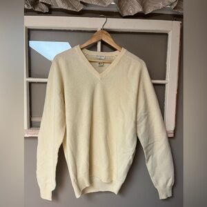 Vintage 100% pure wool, cream sweater, size small. Made in Scotland